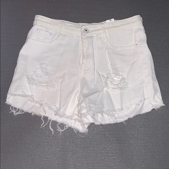 shein white denim ripped shorts - Picture 1 of 1
